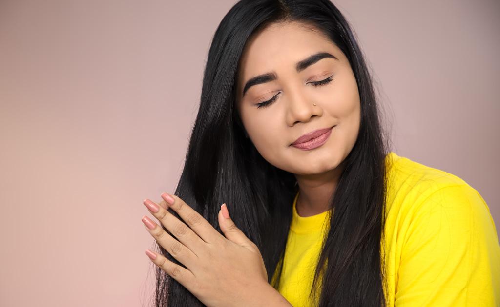 কীভাবে গরমে চুলের যত্ন নিলে হেলদি ও শাইনি হেয়ার পাওয়া যাবে?
