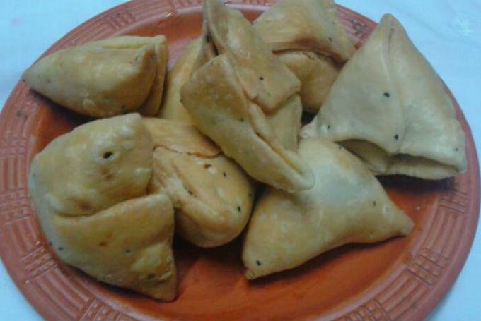 ঘরেই তৈরি করুন মজার সিঙ্গারা
