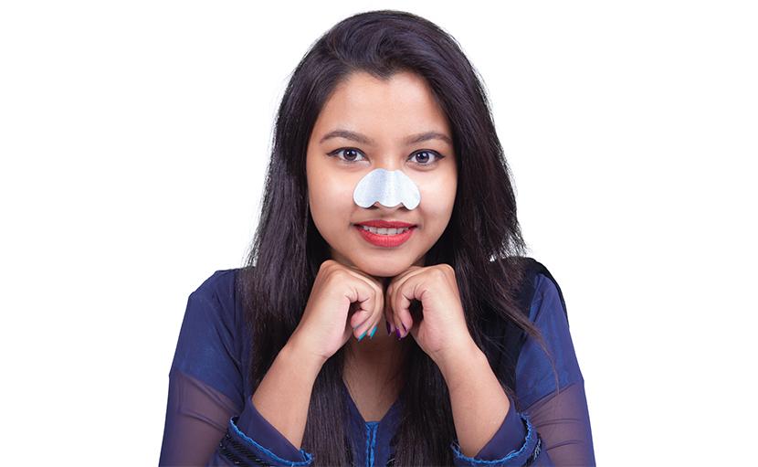 বিরক্তিকর ব্ল্যাকহেডস থেকে মুক্তি পাওয়ার ৩টি উপায়!
