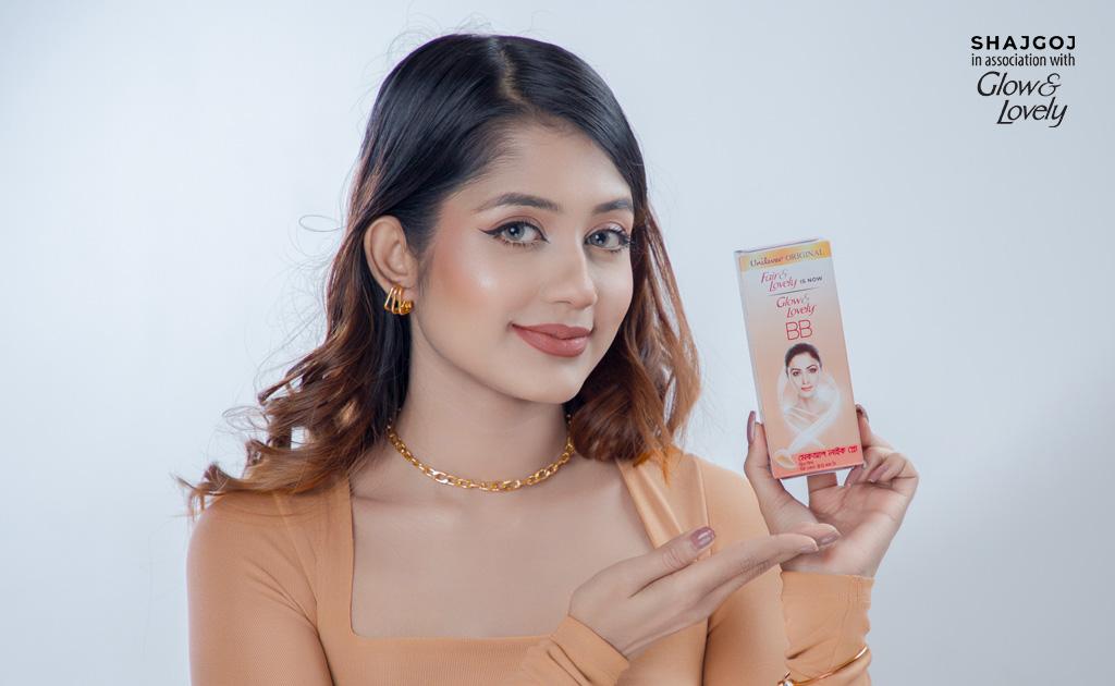 ন্যাচারাল মেকআপ ফিনিশ ও ময়েশ্চারাইজড স্কিন এখন একটি প্রোডাক্টেই!