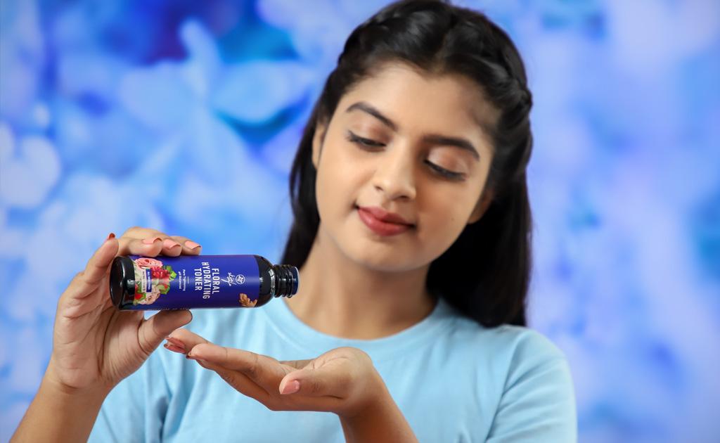 ফ্লাওয়ার এক্সট্র্যাক্ট দিয়ে হবে ডিহাইড্রেটেড স্কিনের সল্যুশন