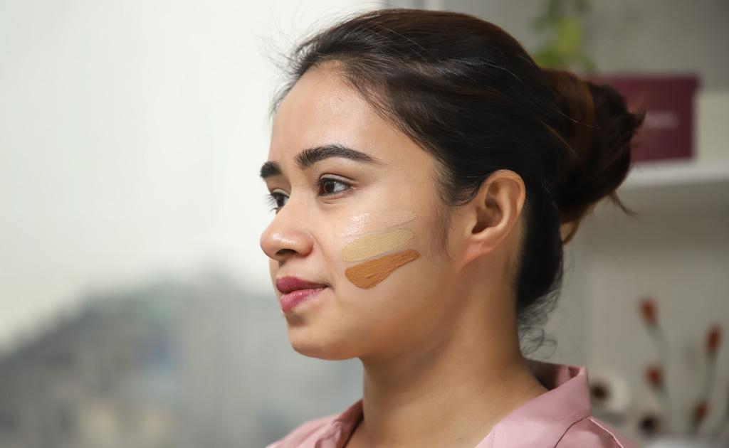স্কিন টোন অনুযায়ী ফাউন্ডেশন লাইট বা ডার্ক করার ইজি হ্যাকস!