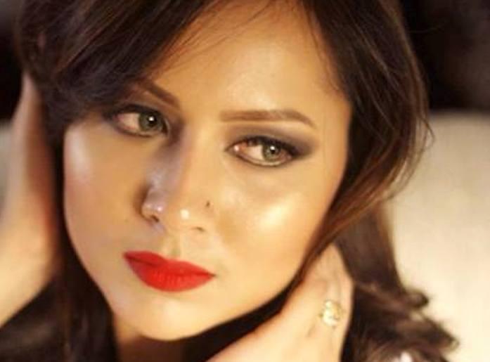 ক্লাসিক রেট্রো লুক টিউটোরিয়াল