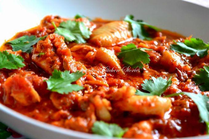তেলাপিয়া ফিলে উইথ রেড কারি!