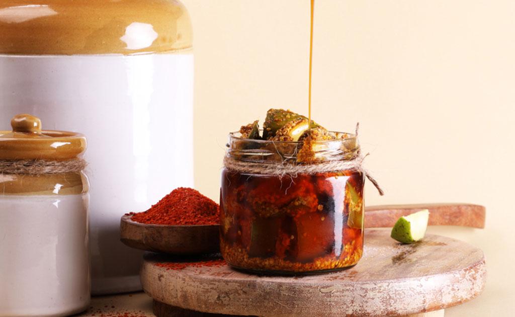কাঁচা আমের ঝাল আচার রেসিপি