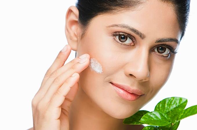 নাইট ক্রিম ব্যবহার করা কেন এতো জরুরি ?